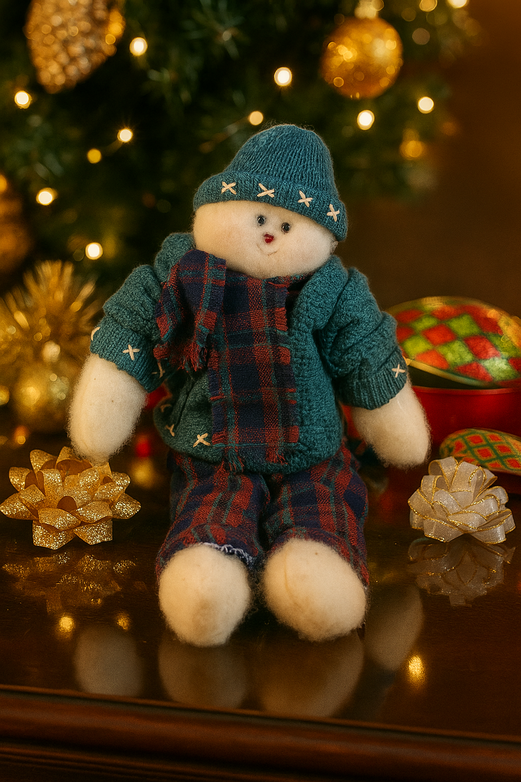 Vintage “Crazy Mountain Imports” Snowman Flat 11″ Tall Holiday Decor