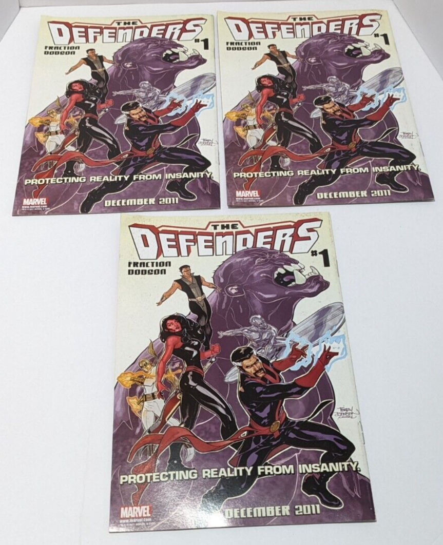 Lot of 7 Six Guns Comics by Marvel #1 (x4) and #2 (x3) 2012