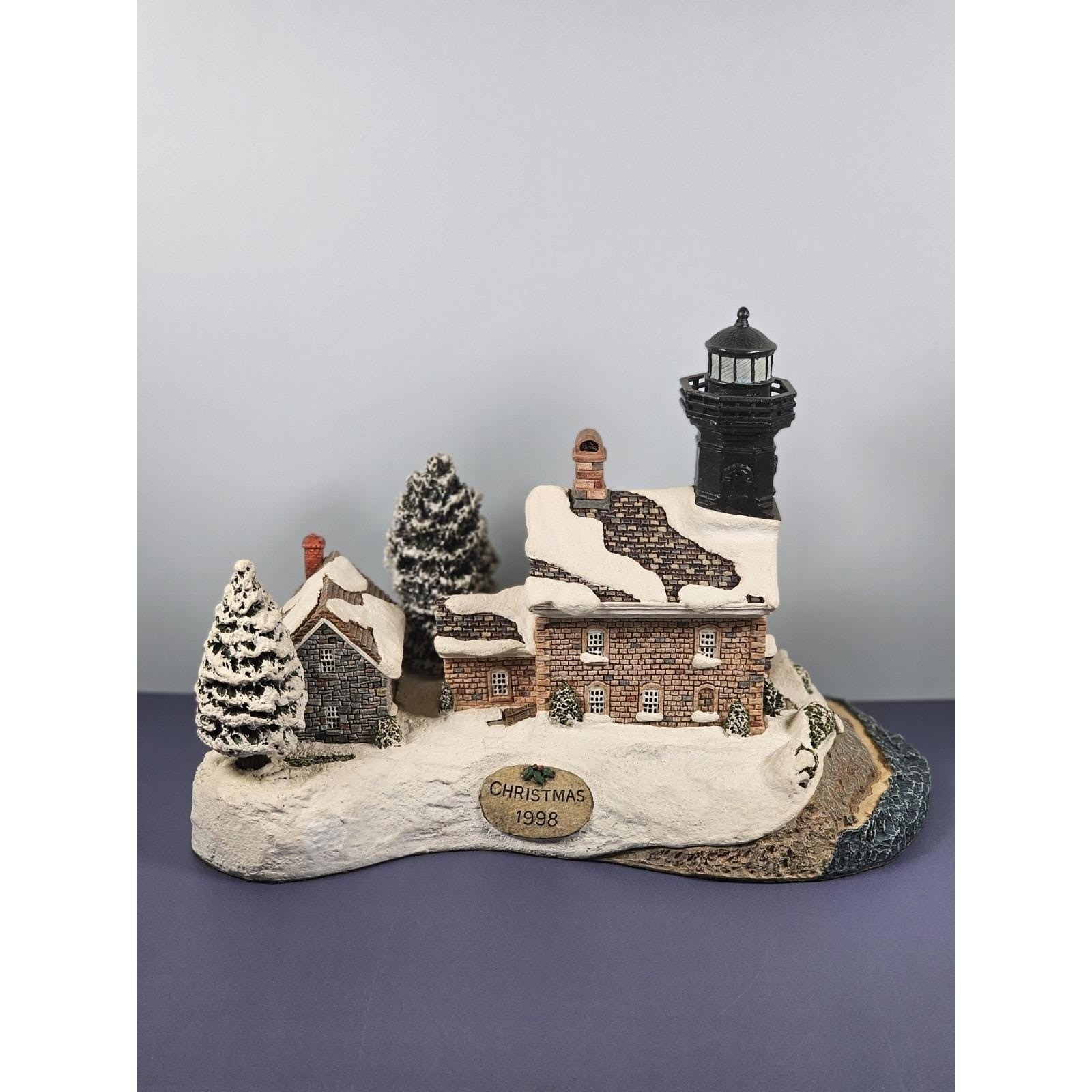 Harbour Lights Old Field Point Lighthouse Christmas COA
