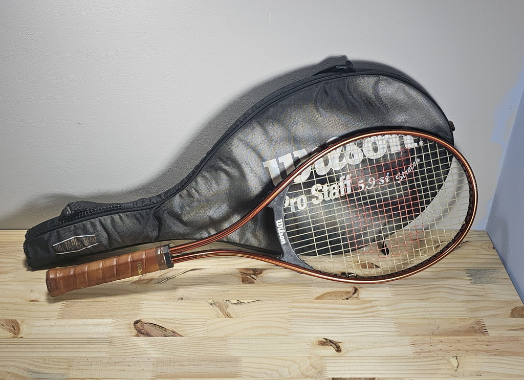 Red Wilson Ace 4 1/2 L4 racquet Midsize W/ Brown grip w/ Case