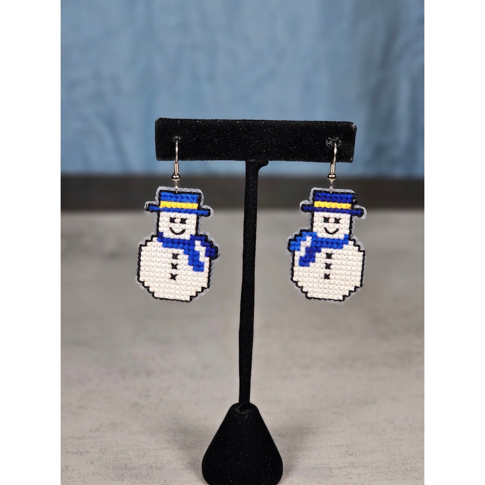 Vintage Handmade Snowman Earrings Blue Scarf Winter Holiday Dangle