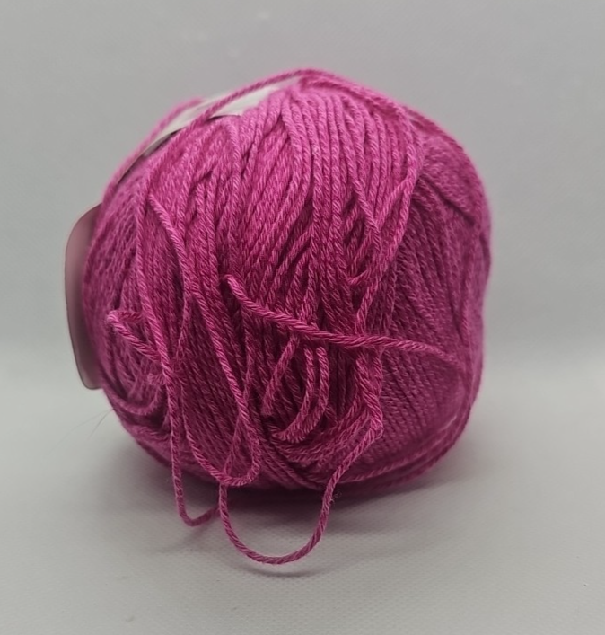 Universal Yarn Bamboo Pop Yarn - Super Pink