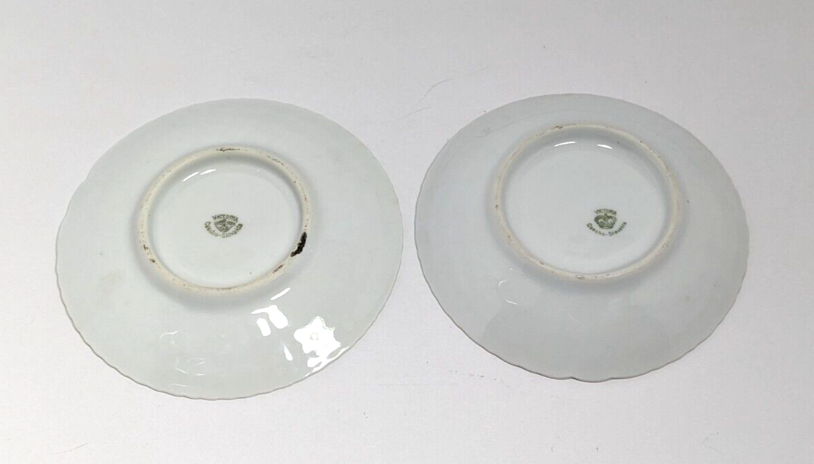 Set of 2 Victoria China Czechoslovakia Shell Plates – Green Shamrock Design