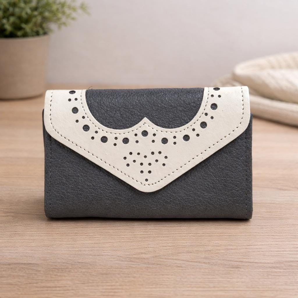 Vintage Princess Gardner Blue White Leather Key Holder Wallet