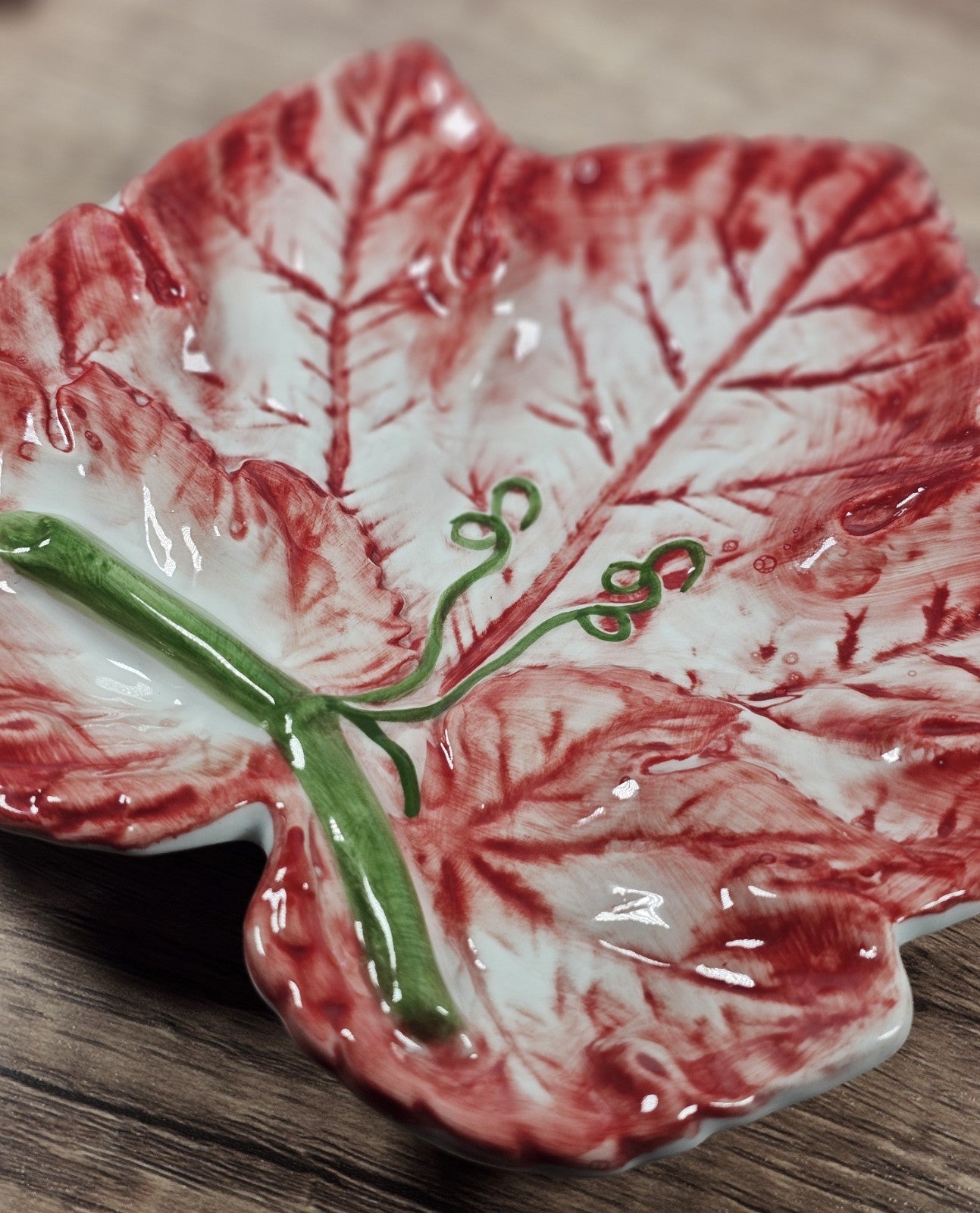 90s Vintage 7" X 7" Ceramic Red & White Maple Leaf Dish