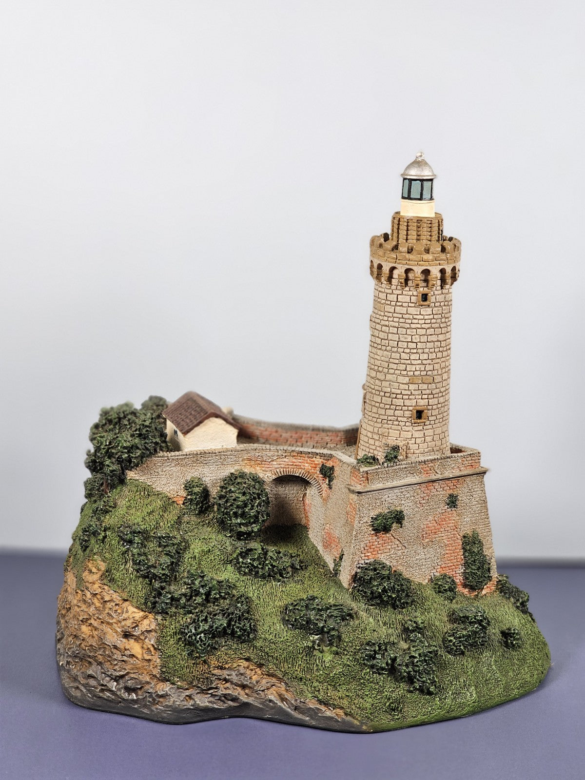 Danbury Mint Portoferráio Lighthouse Sculpture 5.5" Tall From Historic Internati