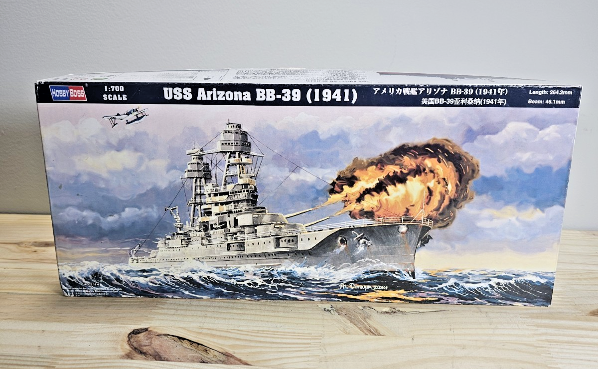 USS Arizona BB-39 1941  1/700 Scale  Unassembled Kit