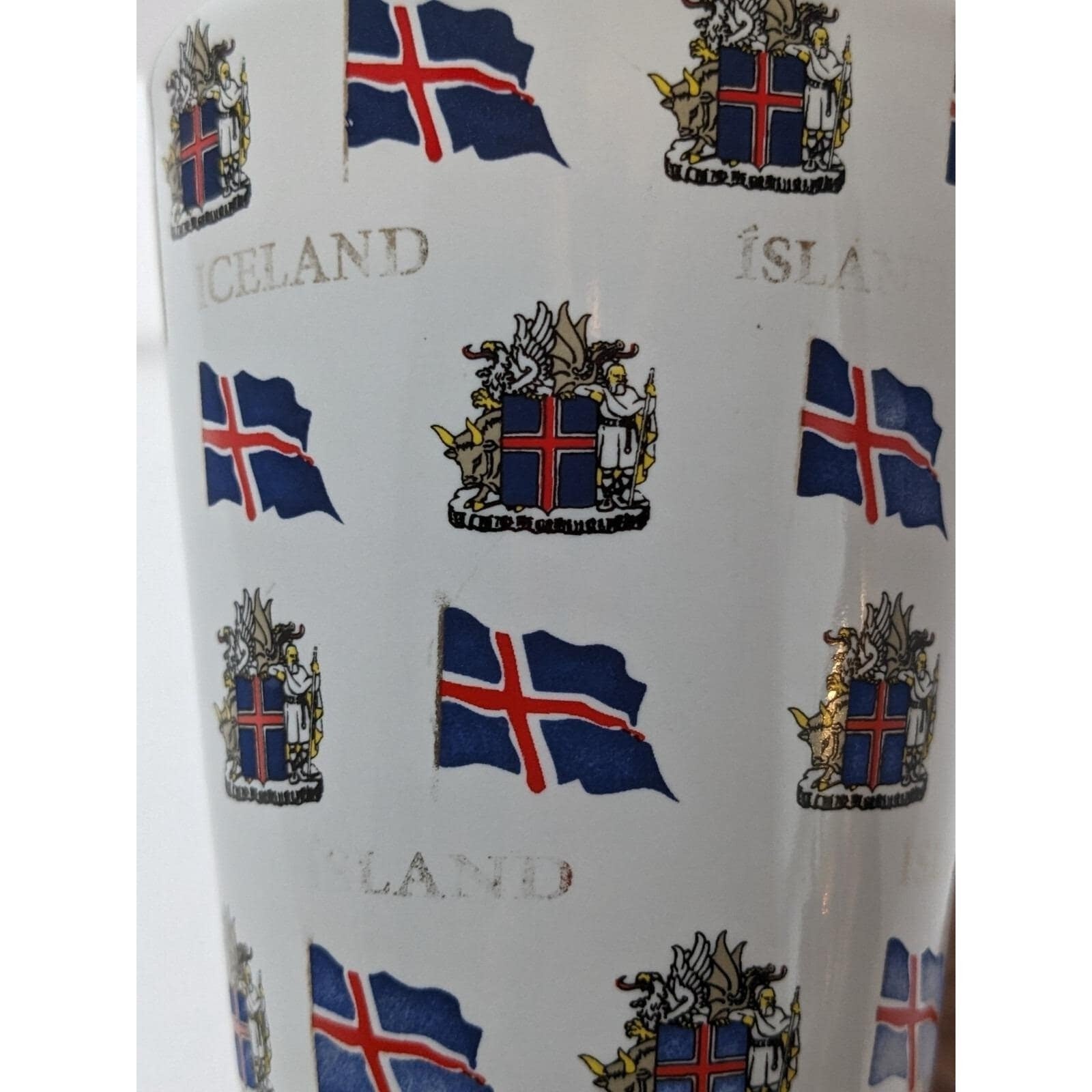 Iceland Porcelain Mug Flags Crests Gold Lettering Souvenir Cup
