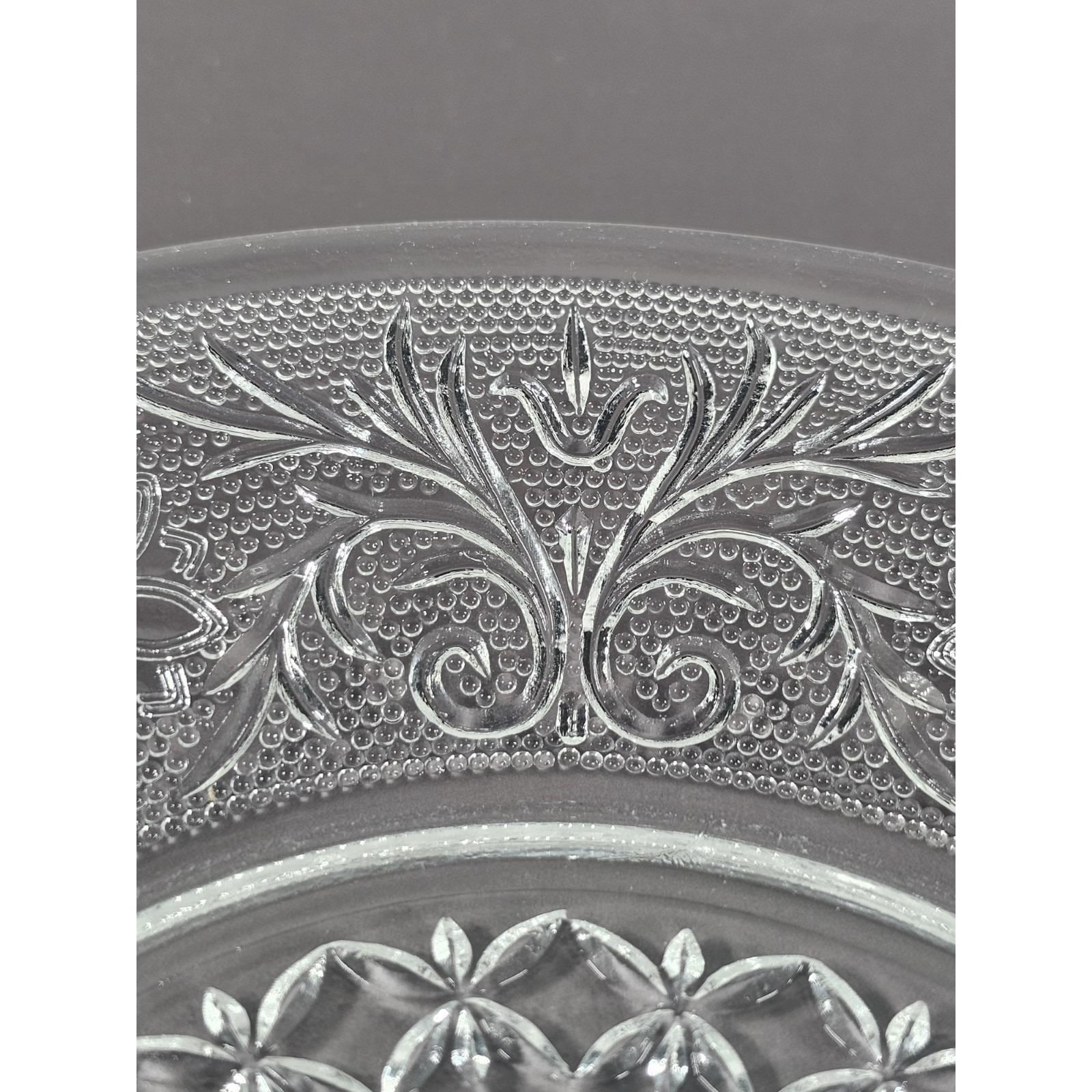 Anchor Hocking Sandwich Glass Plates Set of 2 Clear Pressed