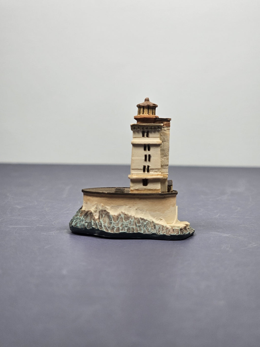 Lenox Miniature Lighthouse Thimble Figurine St. Georges Reef Light house CA