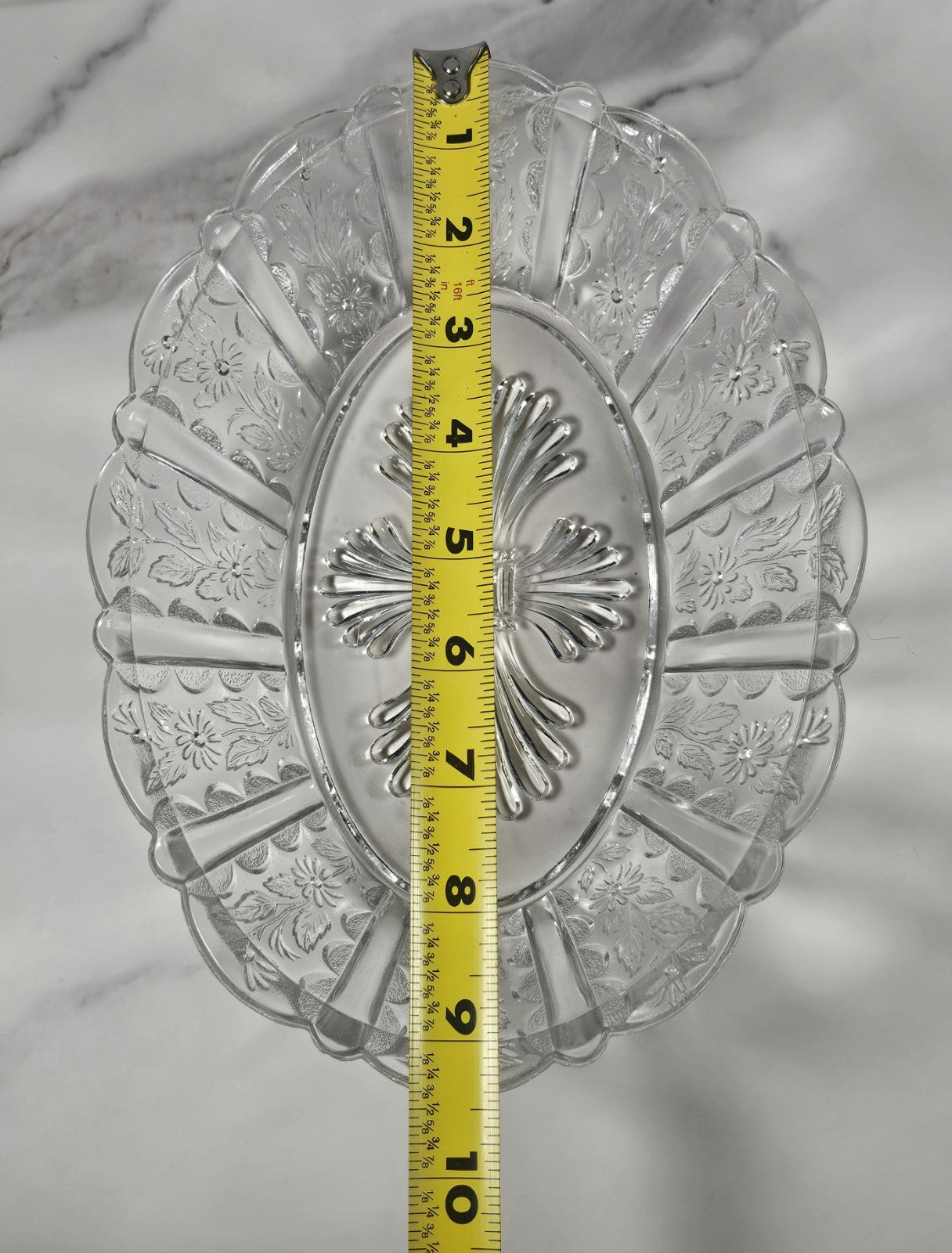 Vintage Clear Glass Paneled Sunflower-Pattern Oblong Bowl 9″