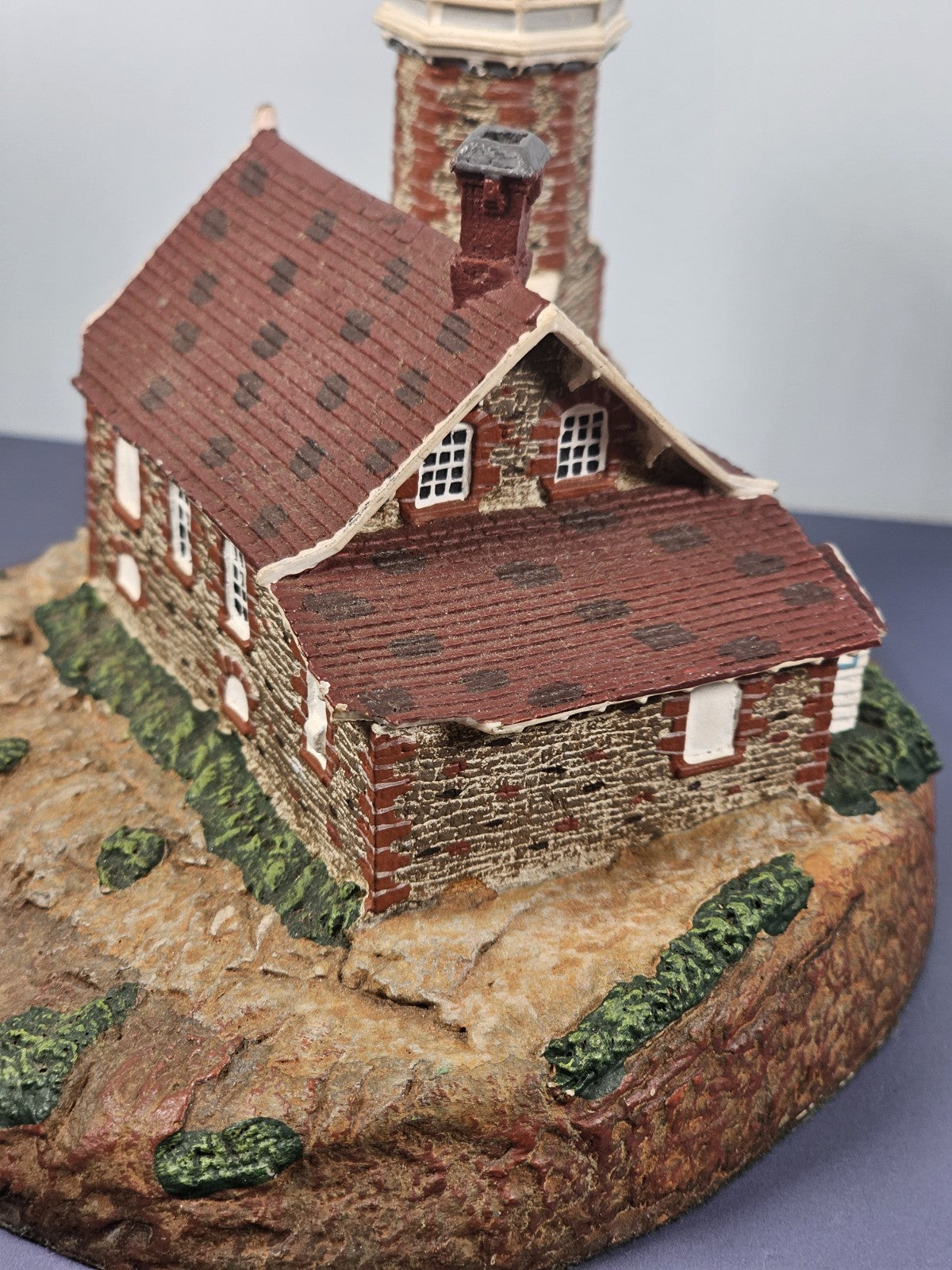 Passage Island Lighthouse Replica By Danbury Mint 1994 Historic American Lightho