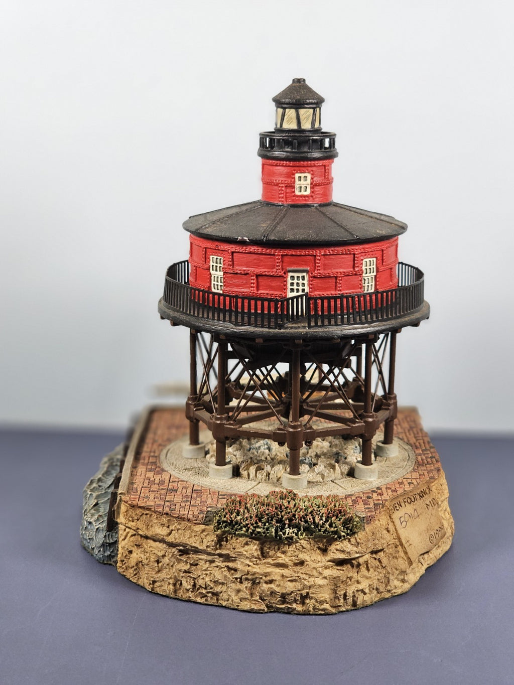 Harbour Lights #521 Seven Foot Knoll Maryland 1999 Lighthouse Nautical Decor