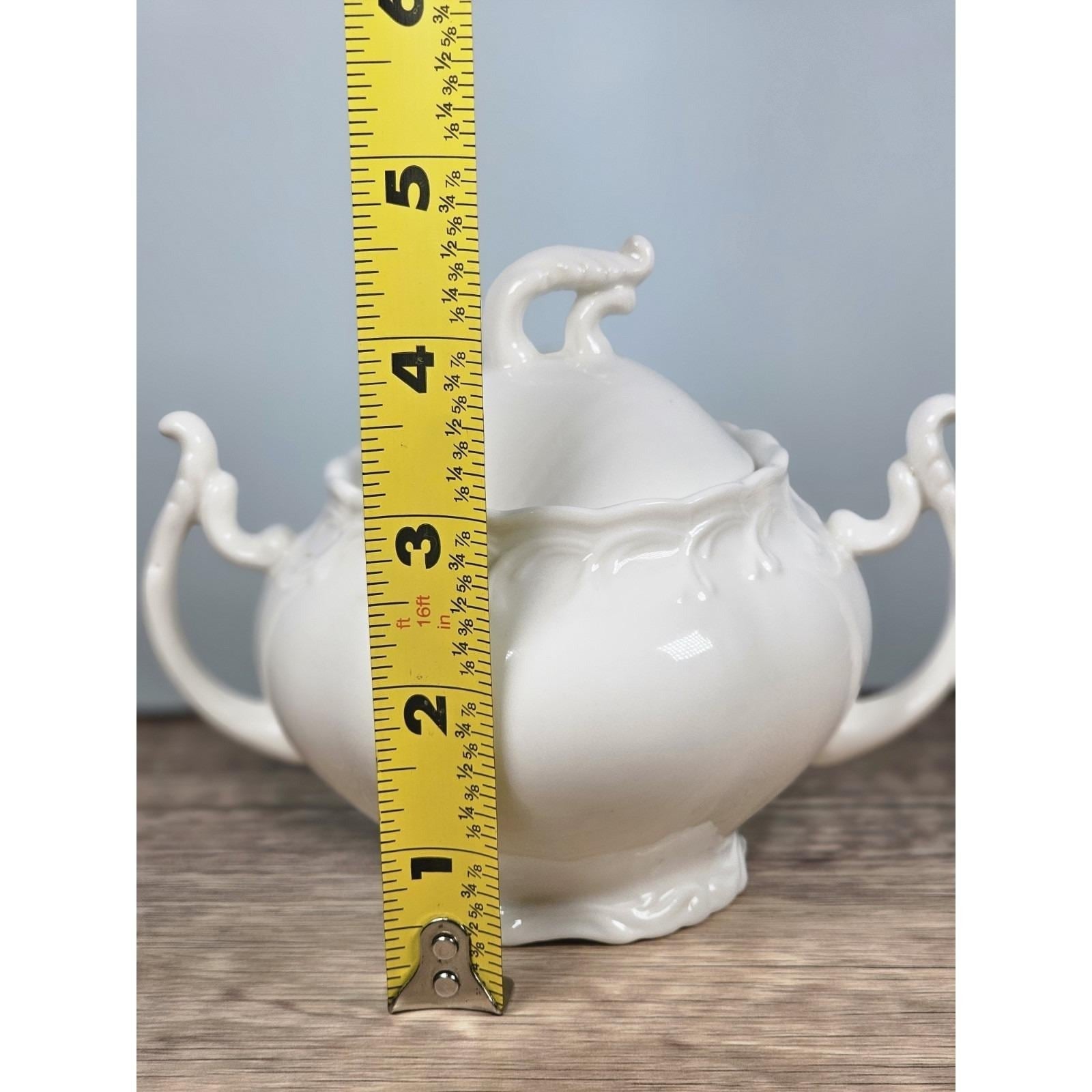 Vintage Peppertree Tabletops Porcelain Sugar Bowl with Lid