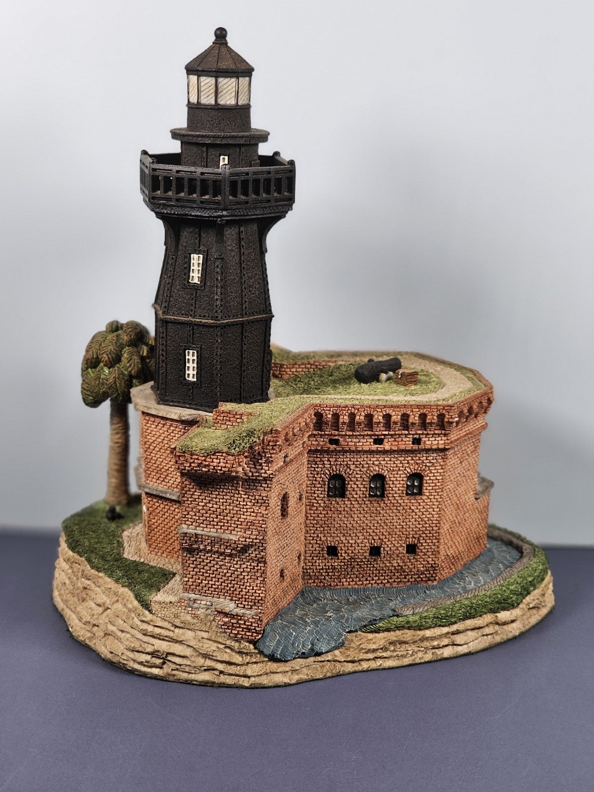 Harbour Lights Lighthouse Fort Jefferson FL #247 Vintage 2000 Collectible