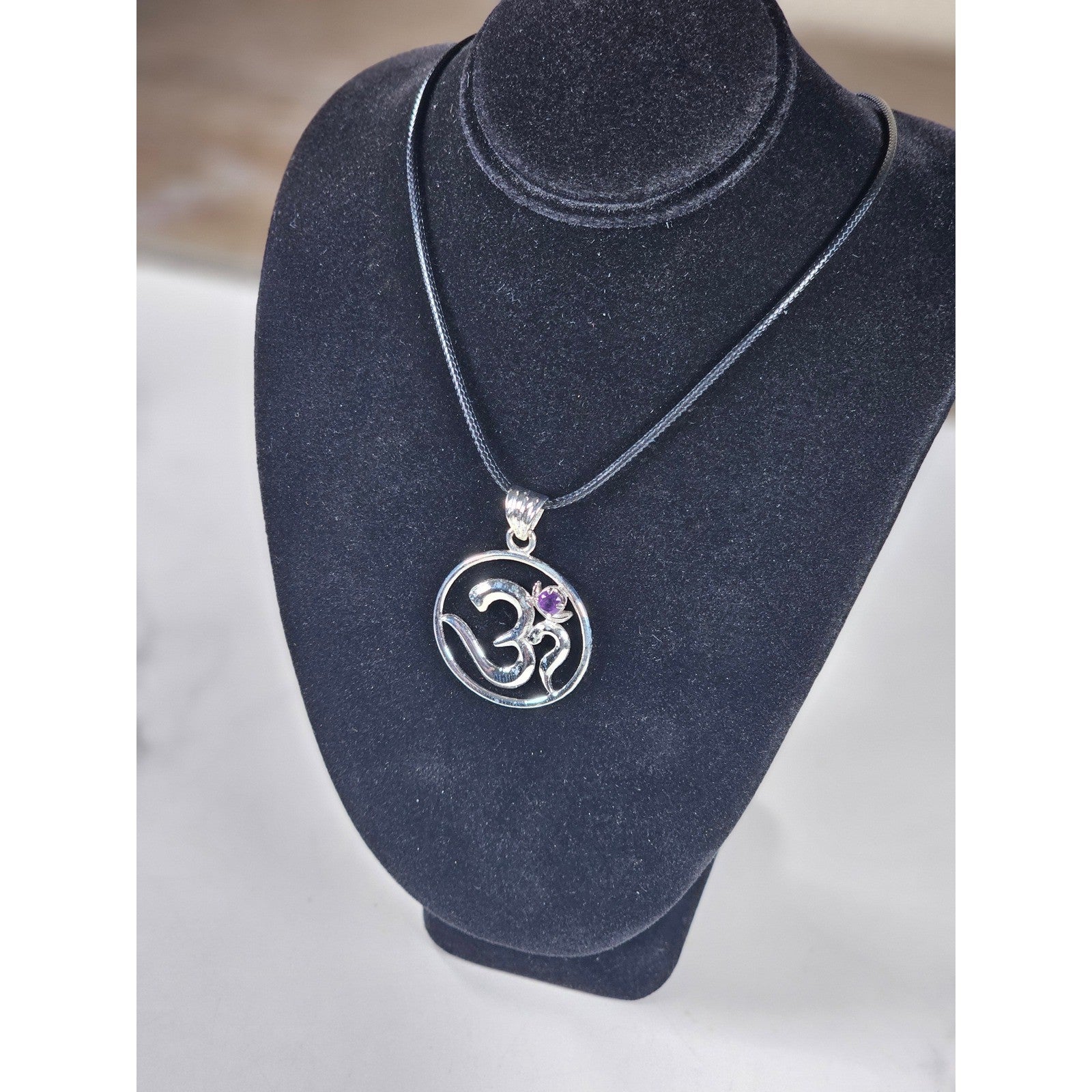 Vintage Sterling Silver Om Pendant with Purple Stone Necklace