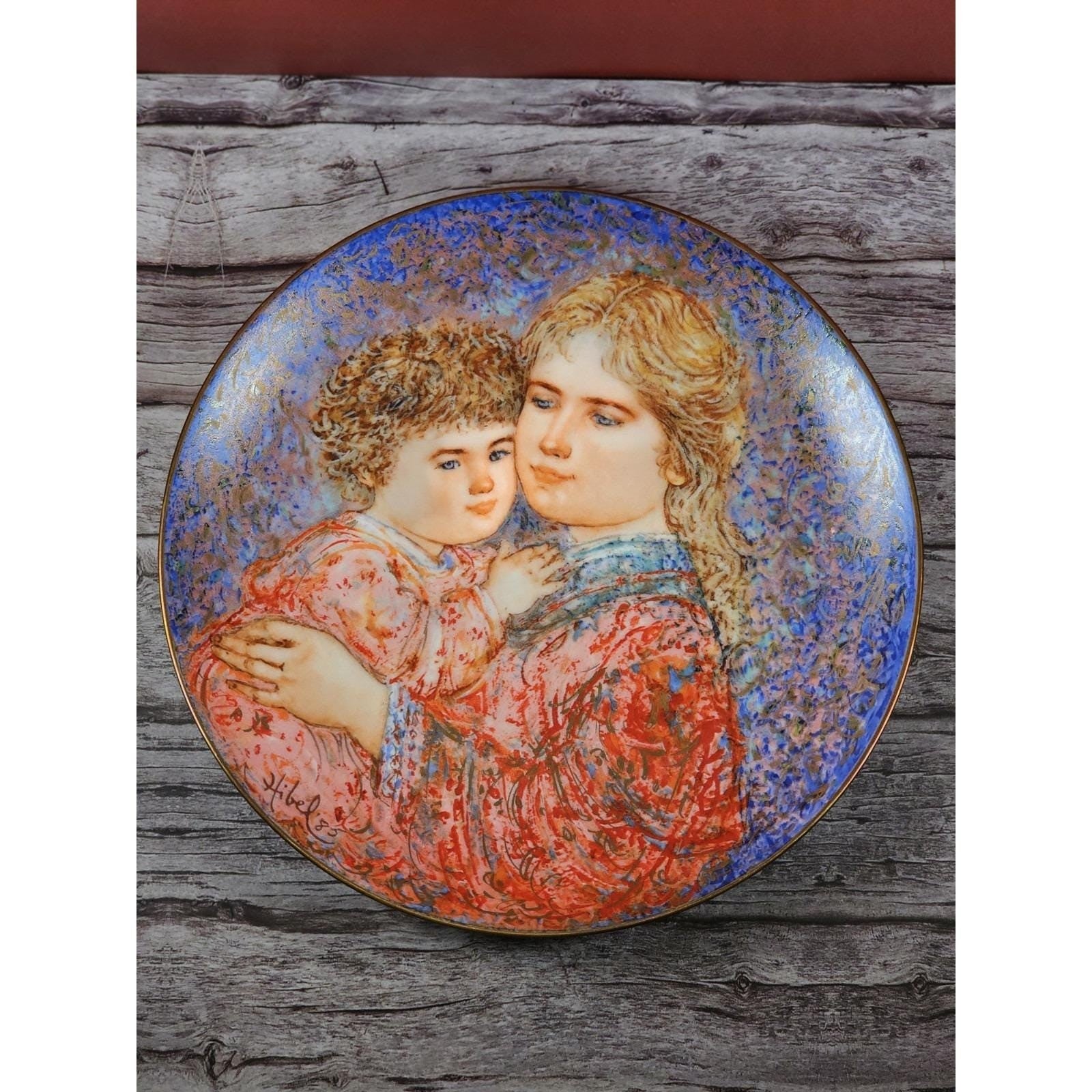 1985 Edna Hibel Mother and Child Plate "Erica & Jamie" Knowles 8.5"