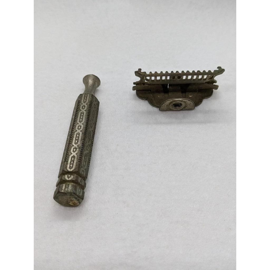 Vintage Gem Junior Safety Razor Single Edge Engraved Handle