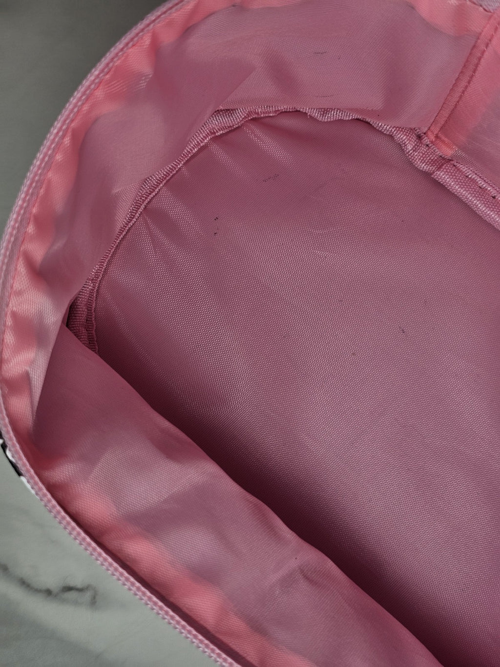Hello Kitty Pink Cosmetic Case – Sanrio Travel Makeup Bag with Zipper & Charm