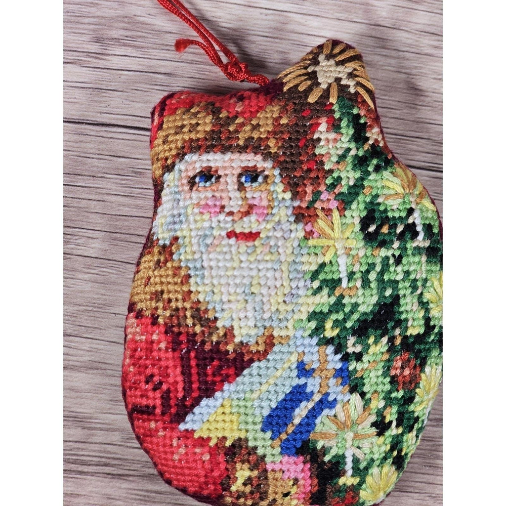 Vintage Embroidered Santa Ornament Christmas Tree Fabric 4 Inch