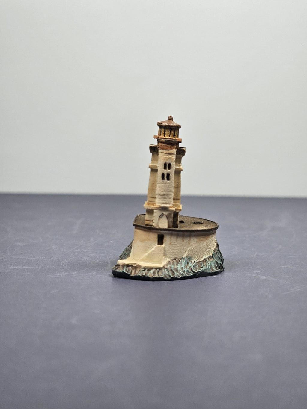 Lenox Miniature Lighthouse Thimble Figurine St. Georges Reef Light house CA